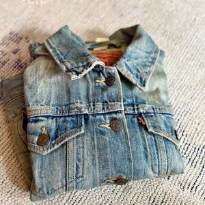 Classic Women's Levi's Vintage Jean Jacket Size Medium